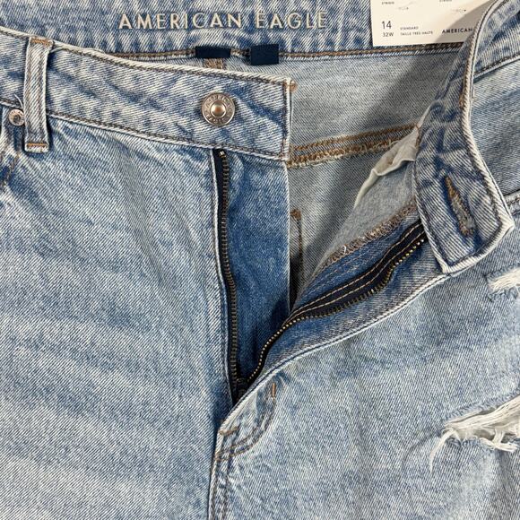 American Eagle SZ 14 Strigid Mom Jeans Super Hi-Rise Distressed Rips Frayed Hems - Picture 3 of 16